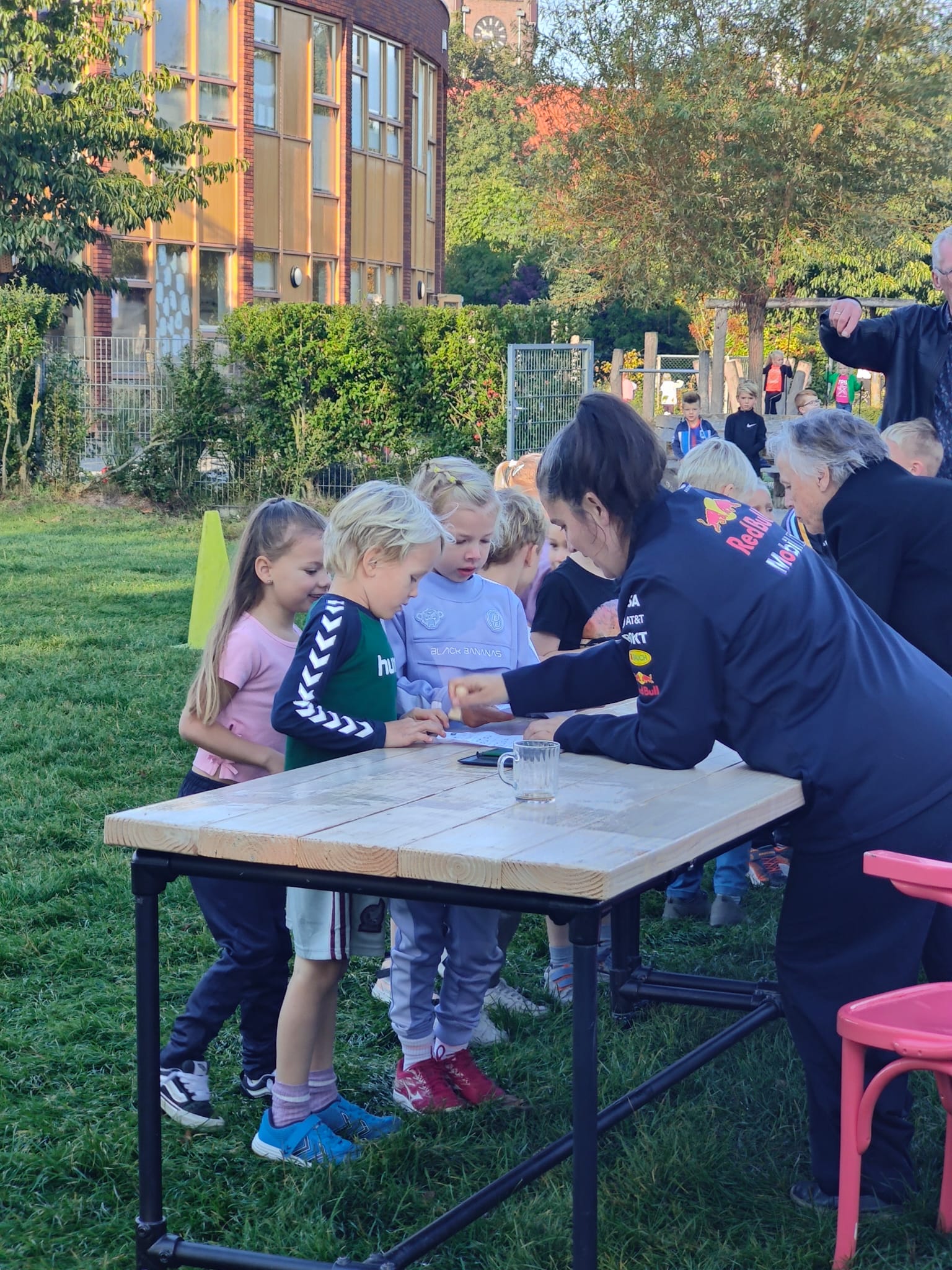 Sponsorloop voor Pondarosa geslaagd feestje